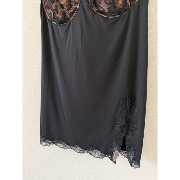 Cacique Women's Plus Size Adjustable Black Lace Slip Lingerie Size 44DD - Picture 3 of 7